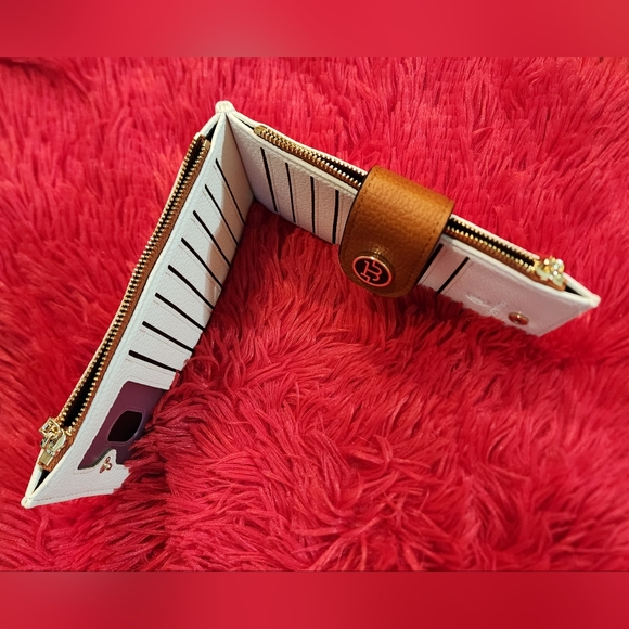 Lomy Leather Slim Wallet Bifold Purse, RFID Blocking Card Holder - Picture 8 of 13